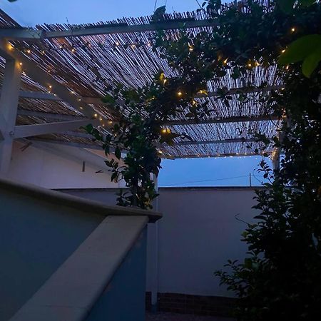 B&B Vistadamare Torre Specchia Ruggeri Exterior photo
