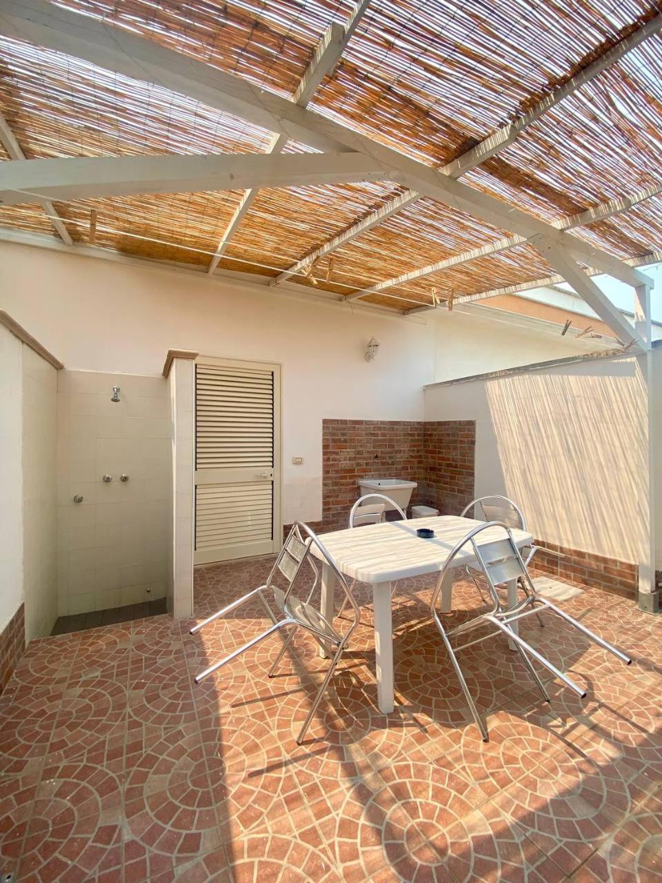 B&B Vistadamare Torre Specchia Ruggeri Exterior photo